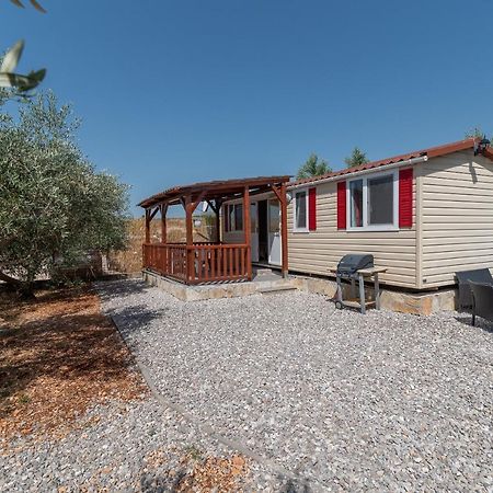 'Olive Grove' Camping House-Near The Beach Divulje ภายนอก รูปภาพ